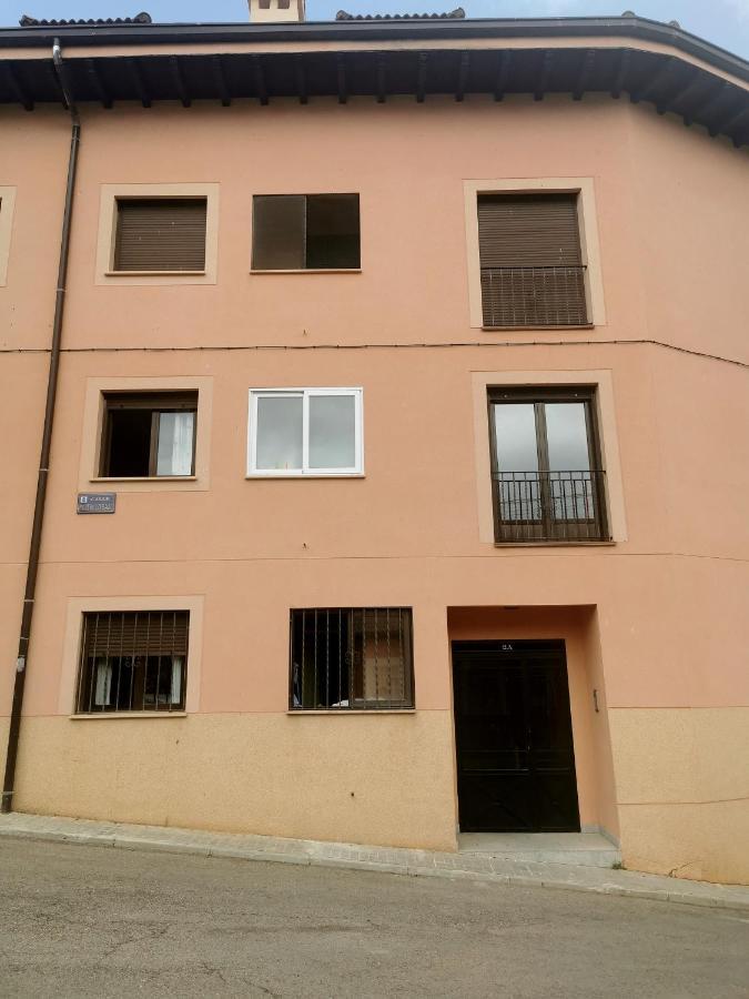 Riaza Vacacional - Apartamento En El Centro Eksteriør billede