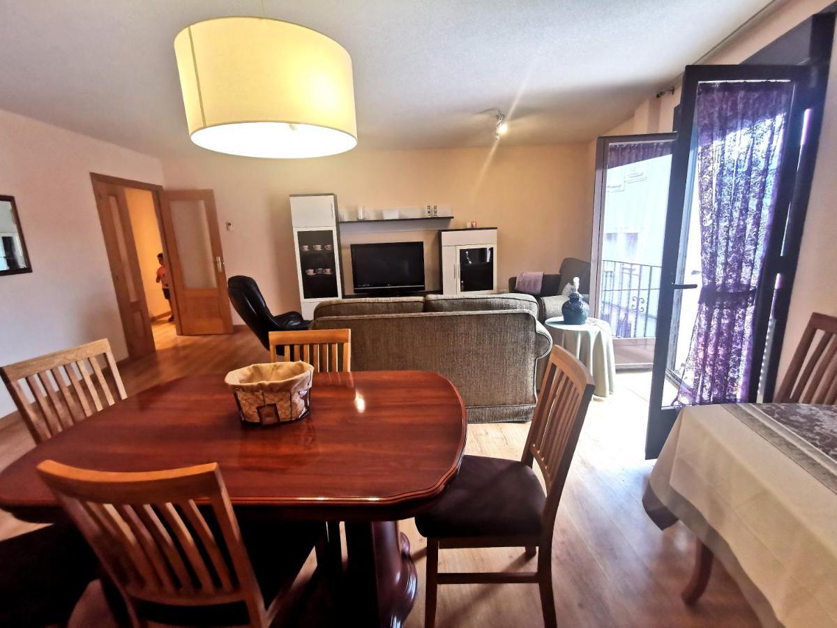 Riaza Vacacional - Apartamento En El Centro Eksteriør billede